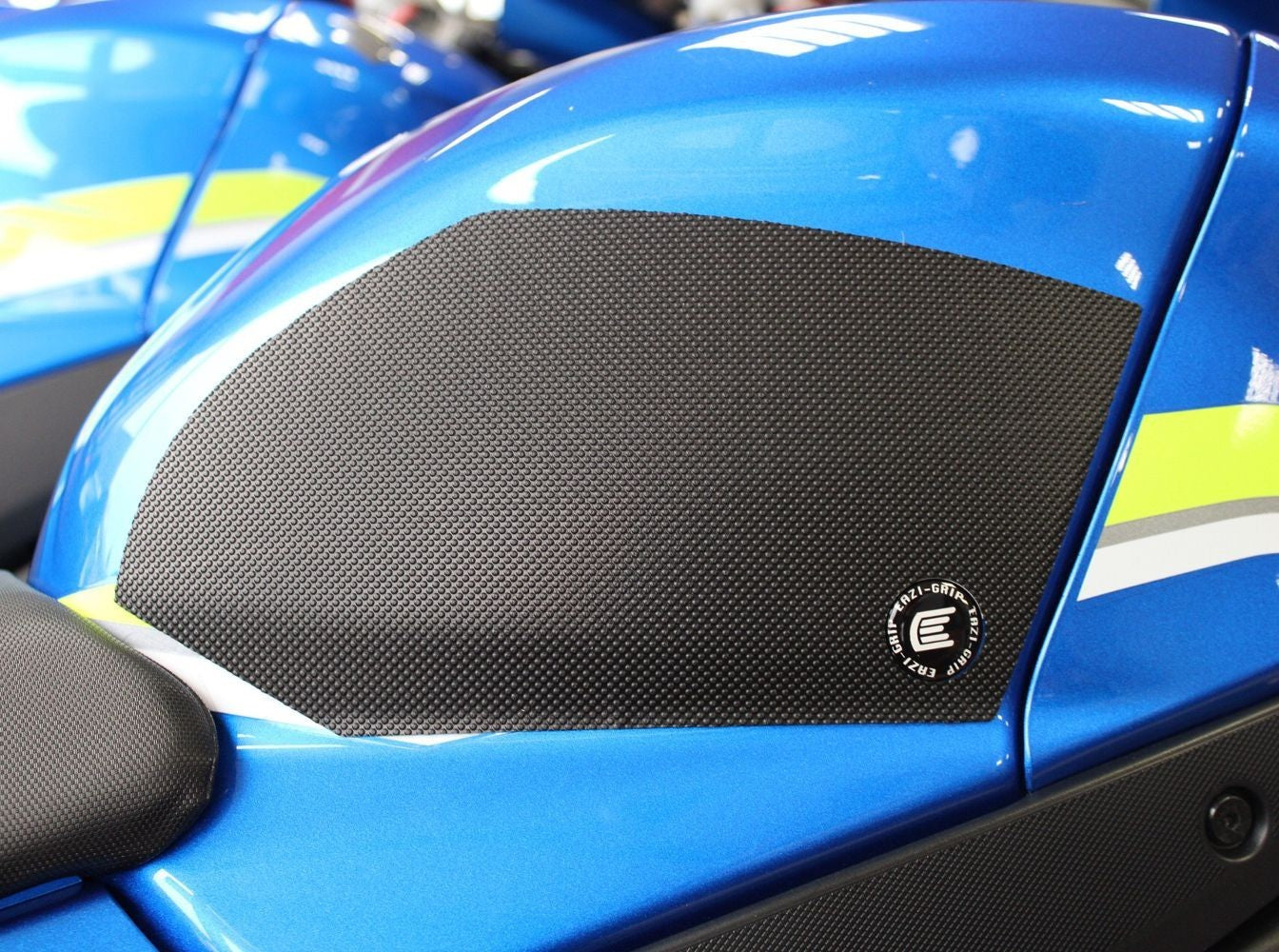 2017 + GSX-R1000 Eazi-Grip PRO Tank Traction Grip Pads Suzuki GSXR 1000 R Clear
