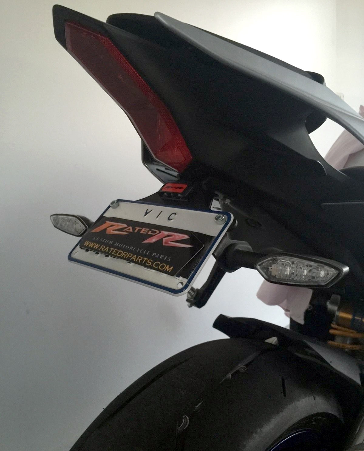 2015 + Yamaha R1 LED Fender Eliminator R1M R1S Number Plate Bracket YZF-R1